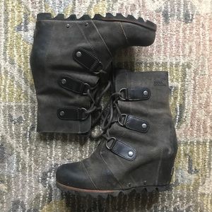Sorel Joan of Arctic Wedge Boots Brown Size 7